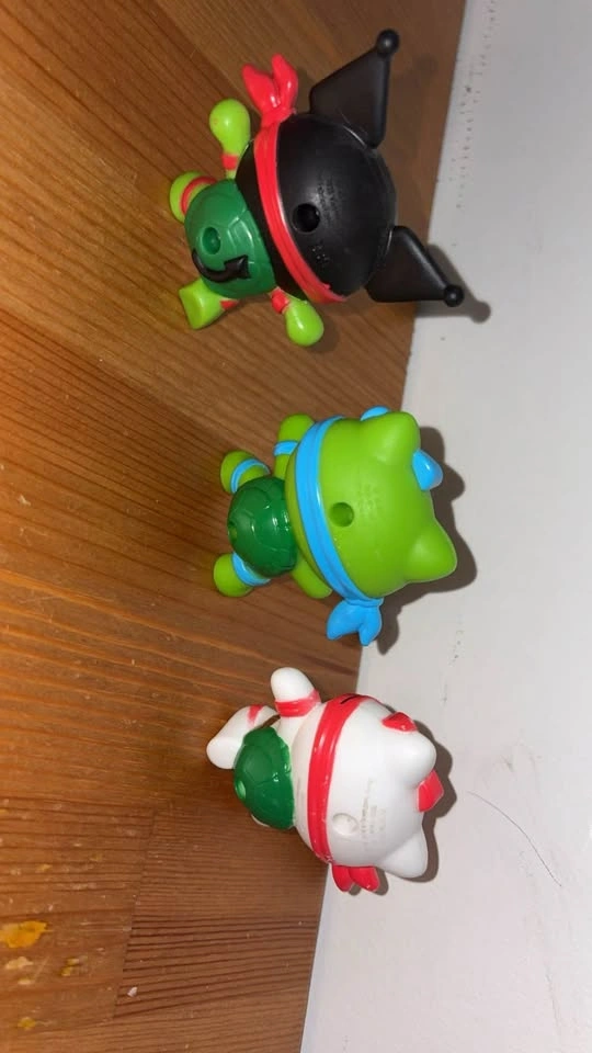 Sanrio x Teenage Mutant Ninja Turtles (TMNT) Figures - Set of 3 - photo 2