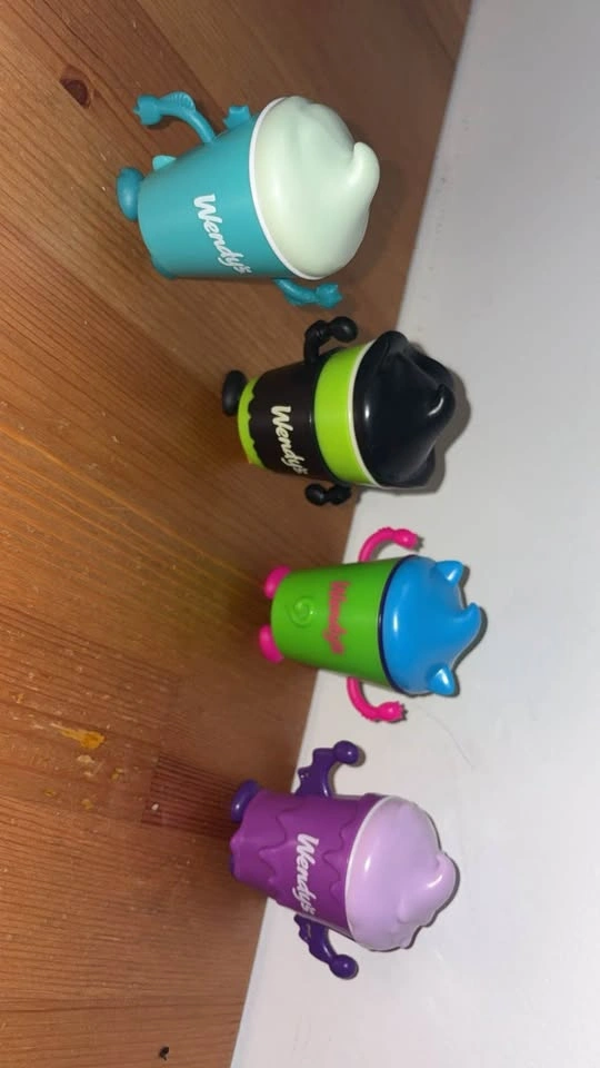 Wendy's Frosty Frights Toy Set - photo 2