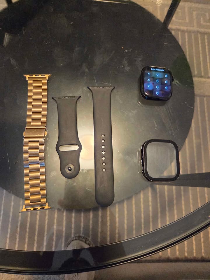 Brand new Apple Watch Series 10 - photo 2