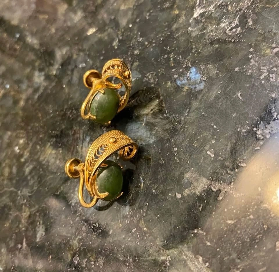 Vintage gold plated Jade earrings - photo 2