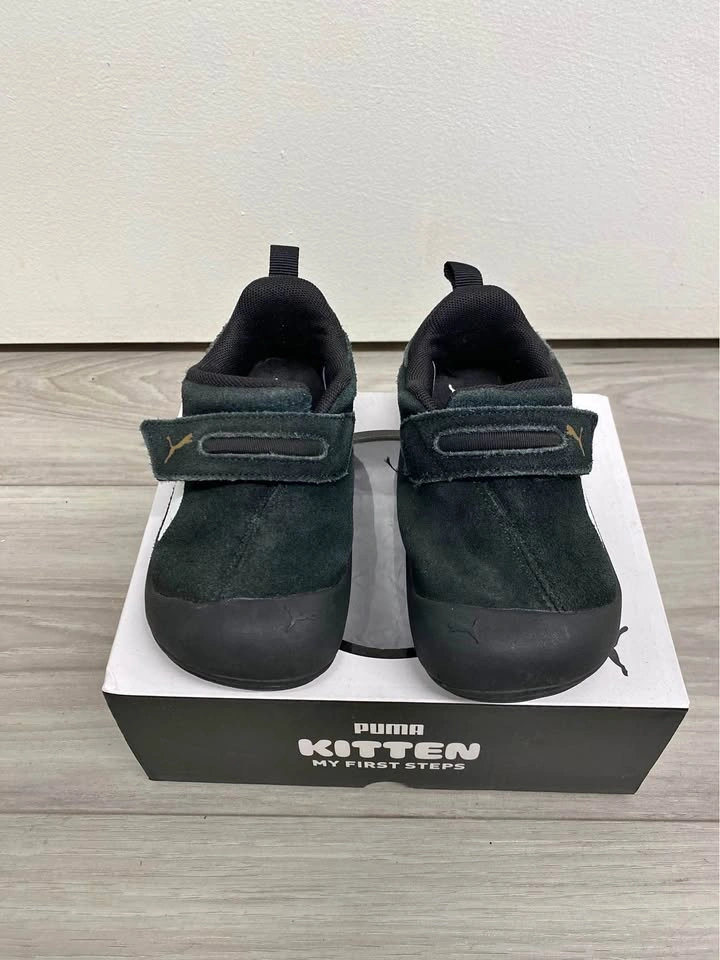 Puma kids shoes size 8