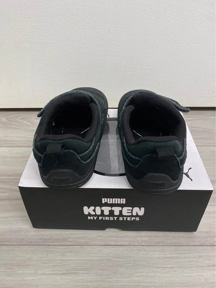 Puma kids shoes size 8 - photo 2