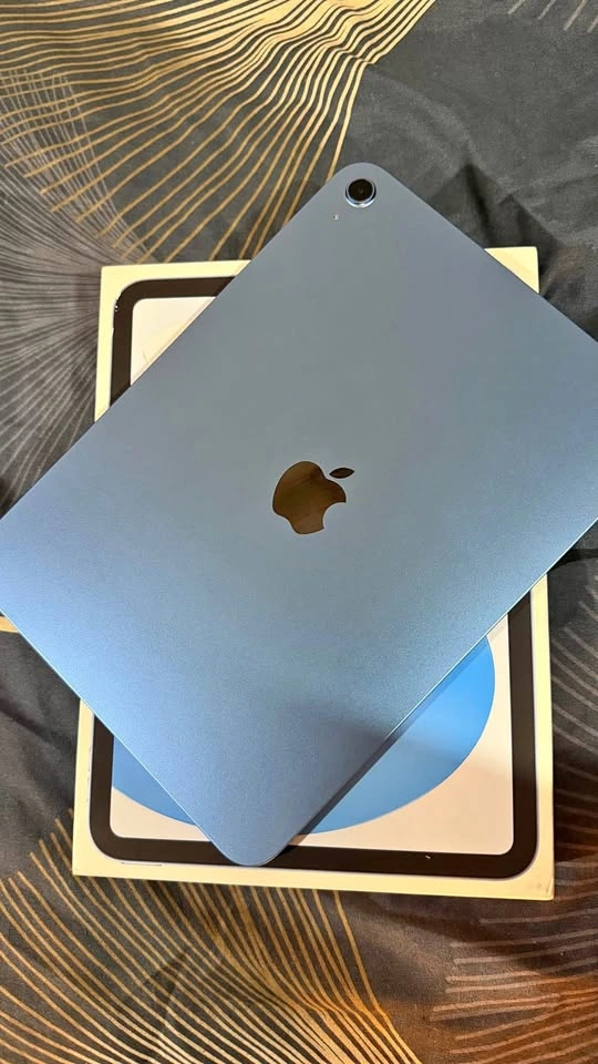 Apple iPad 11th generation - Blue 128 Gb (2025)