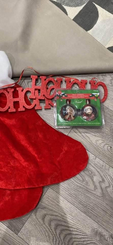 Big Christmas Stockings, Sign, and Photo Ornaments - photo 2