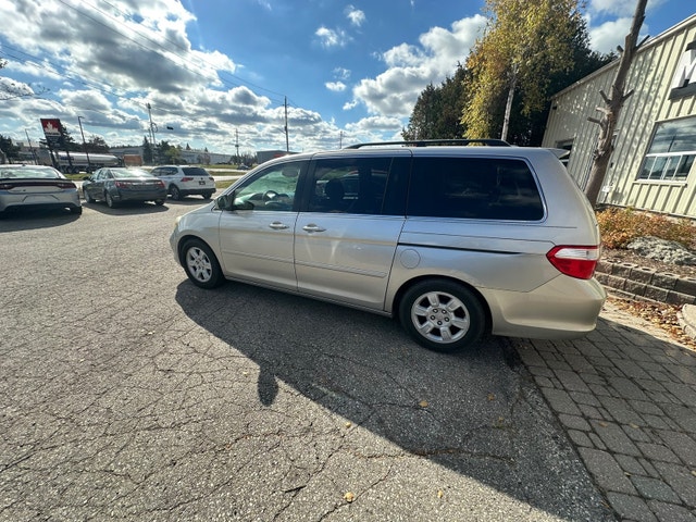 Honda Odyssey - photo 2