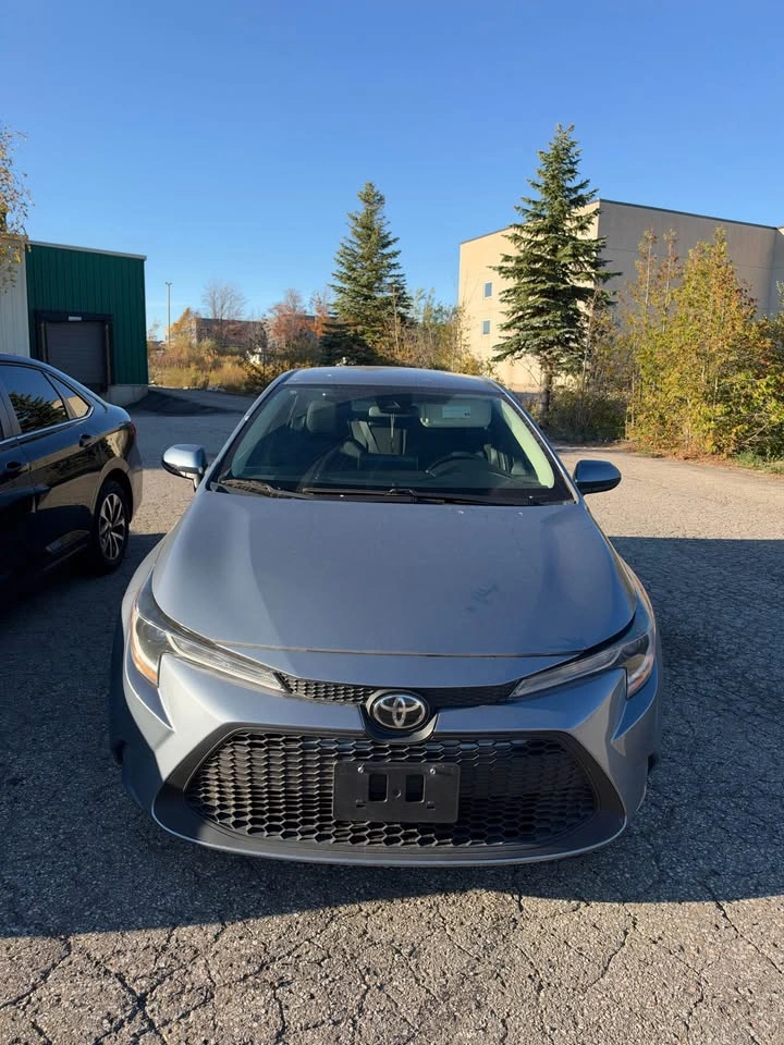 2021 Toyota Corolla - photo 2