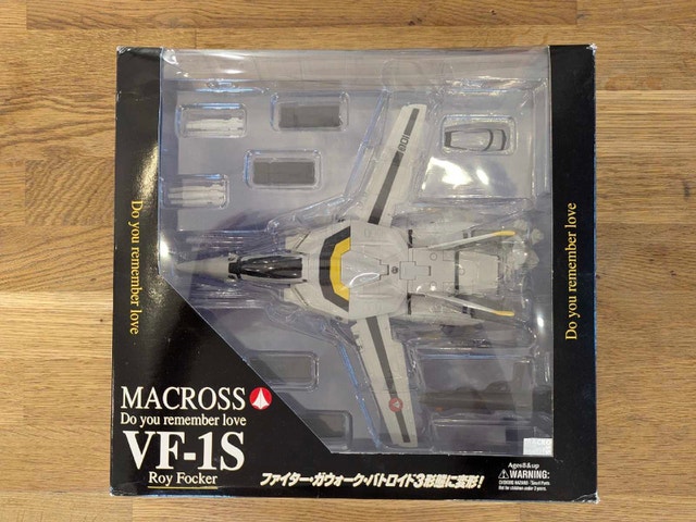 Yamato Macross VF-1S Roy Focker Figure - photo 2