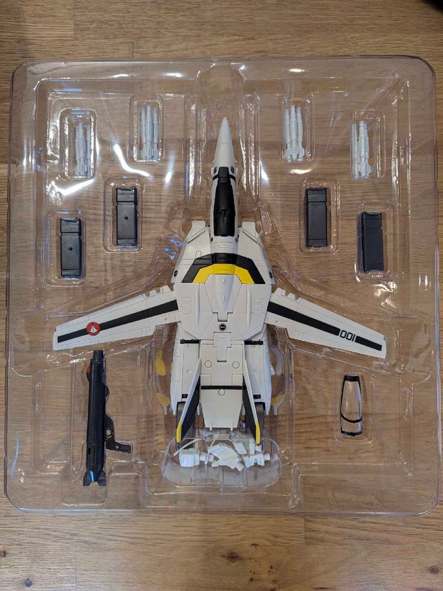 Yamato Macross VF-1S Roy Focker Figure - photo 5