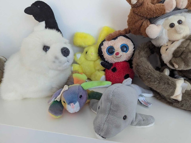 Gund and Ty Plush Toys Assortment - photo 3