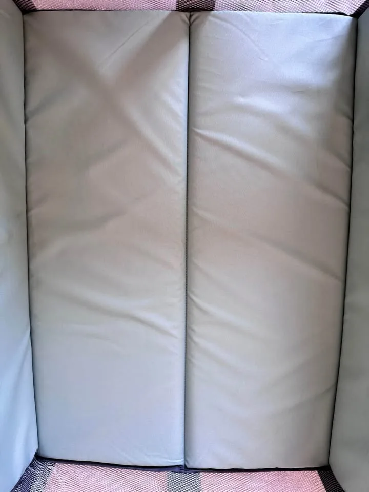 Graco Pack and Play Change 'n Carry Playard image indicator(6)