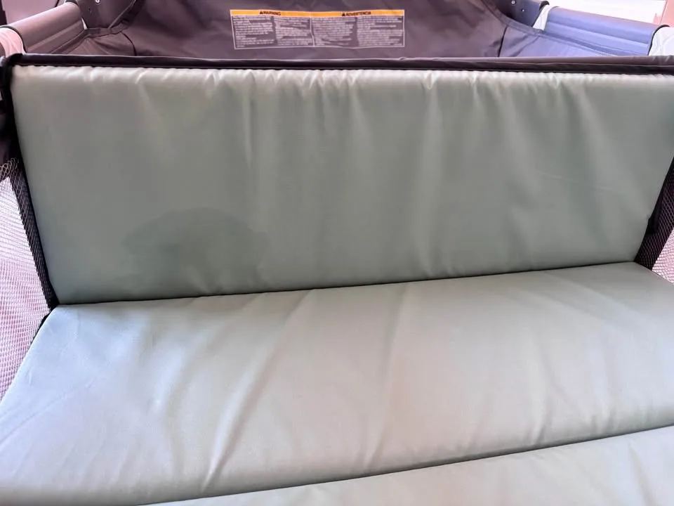 Graco Pack and Play Change 'n Carry Playard image indicator(7)