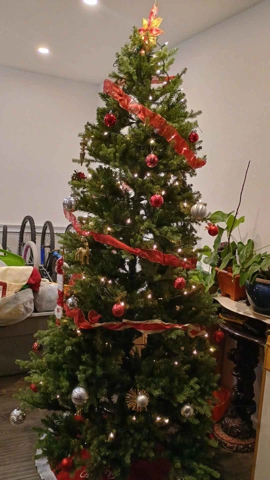 7.5ft Large Christmas Tree - photo 5