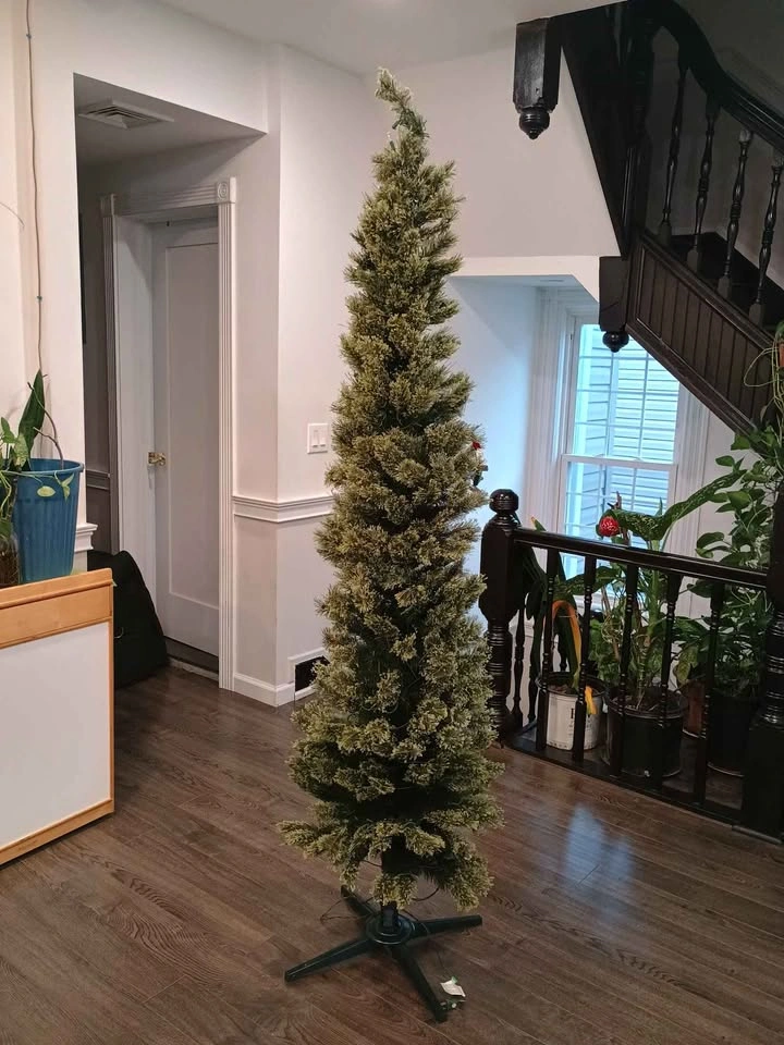 7ft Christmas tree - photo 2