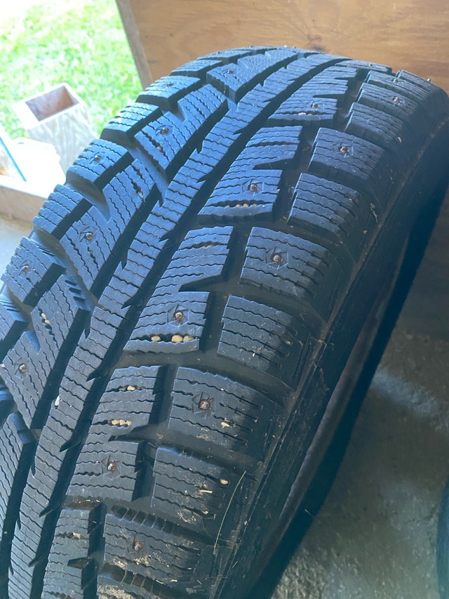 235 65 R17 Studded tires on Rims