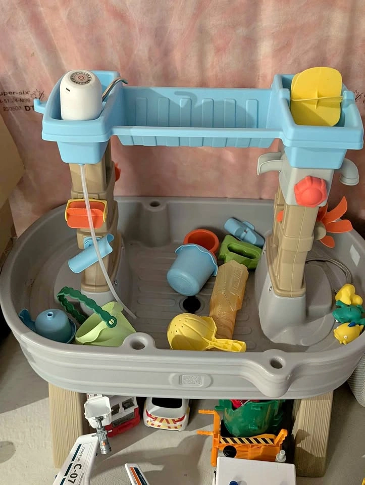 Step2 Costco Water Table with Rechargeable Electric Pump & Toys