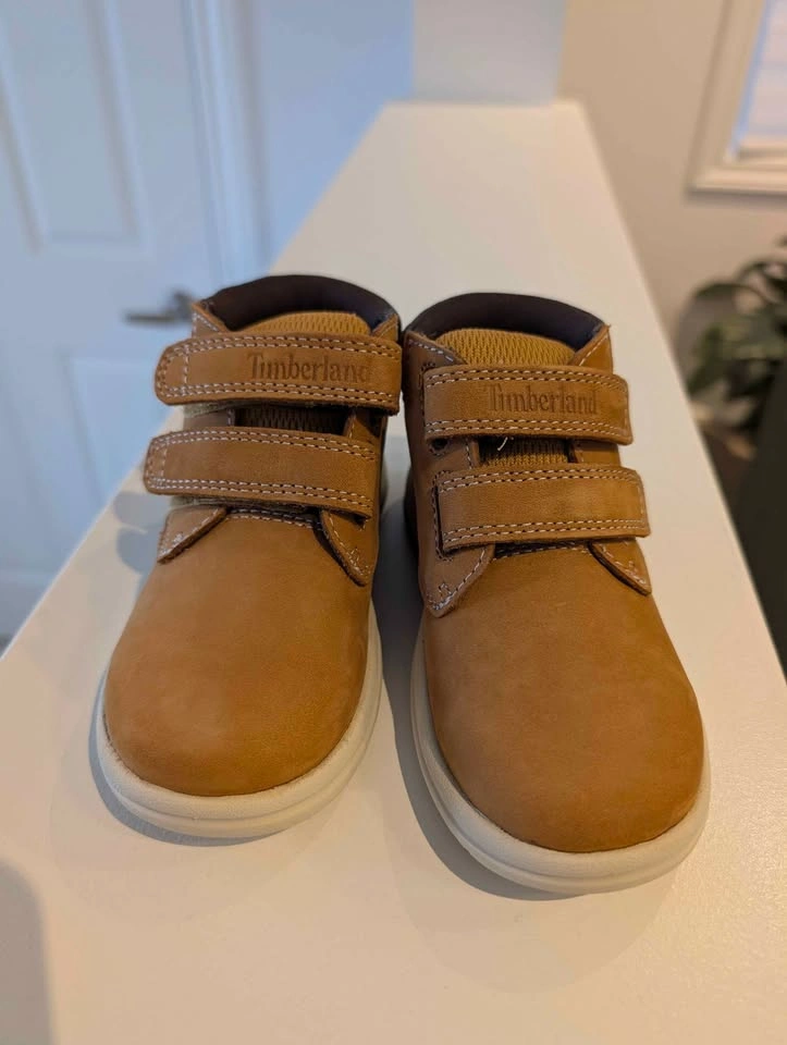 Brand New Kids Timberland Wheat Boots - Size Medium Toddler - photo 3