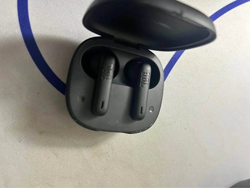 JBL Vibe Flex 2 wireless Bluetooth earbuds- Black