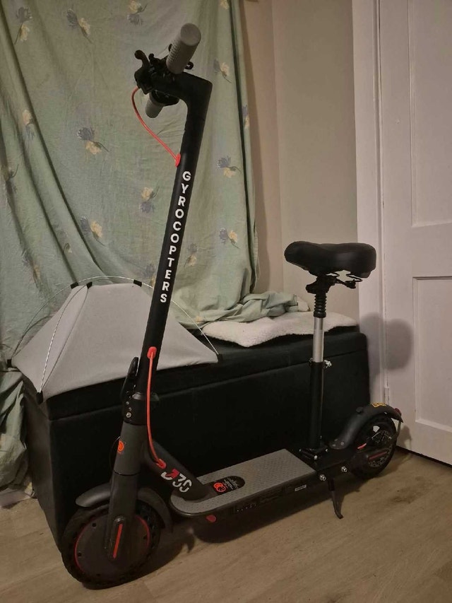 Gyrocopters J30 electric scooter & Gyrocopters Prime Hoverboard