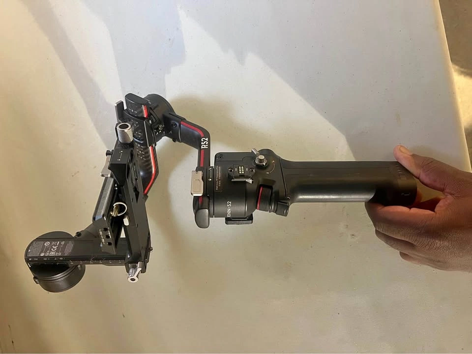 DJI RS2 + Raven eye + vertical mount + DJI Focus Motor