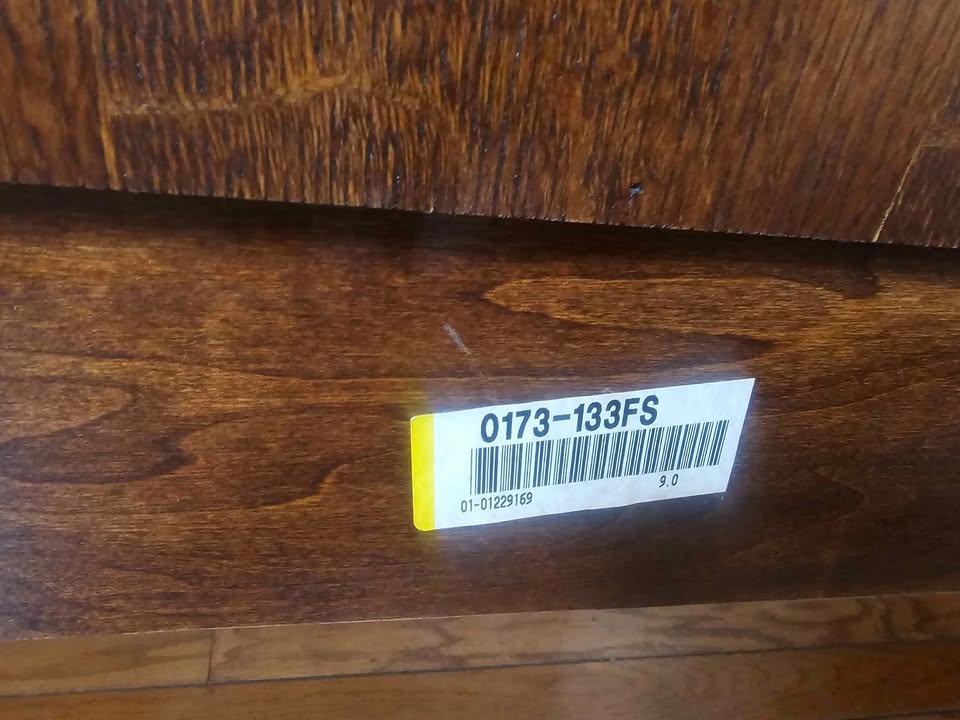 Lovely Queen Bed for Sale! - photo 4