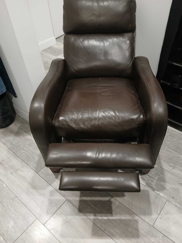 Leather Recliner Chair 30" wide - photo 2
