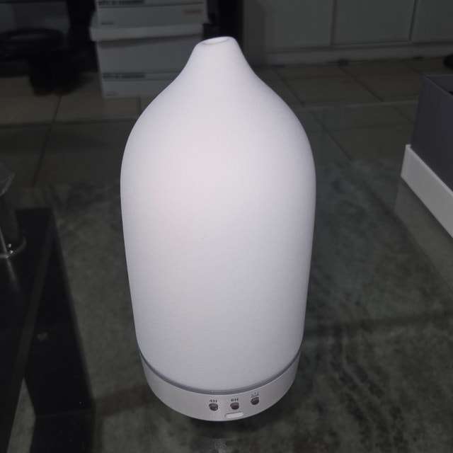 Brand New Vitruvi Stone Essential Oil Diffuser – White – $50 - photo 3