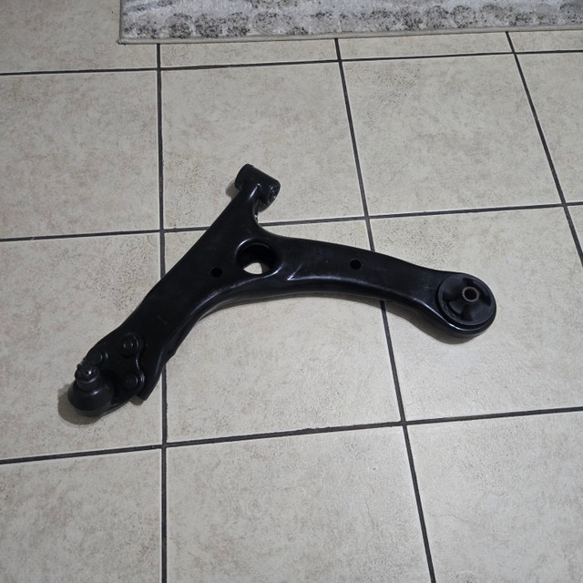 BRAND NEW Toyota Corolla Front Left Control Arm – Mevotec - photo 3