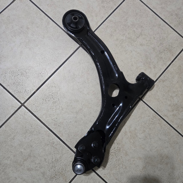 BRAND NEW Toyota Corolla Front Left Control Arm – Mevotec - photo 4