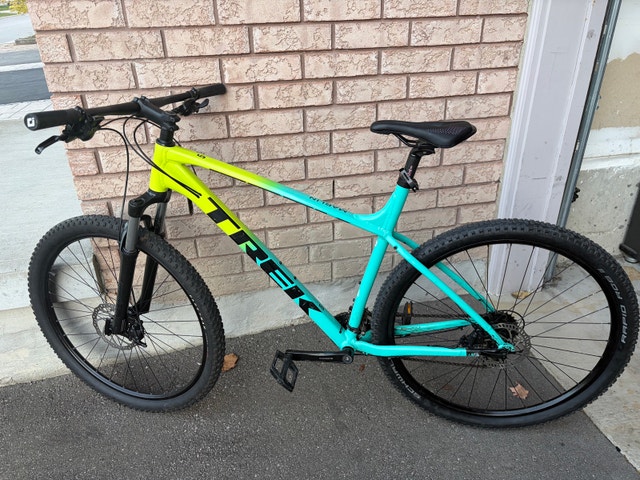Trek Marlin 5 XXL Mountain Bike - photo 2