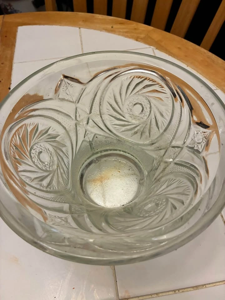 Clear Glass Candy Bowl - photo 2