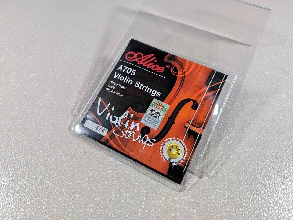 Brand New Alice A705 Violin Strings Set