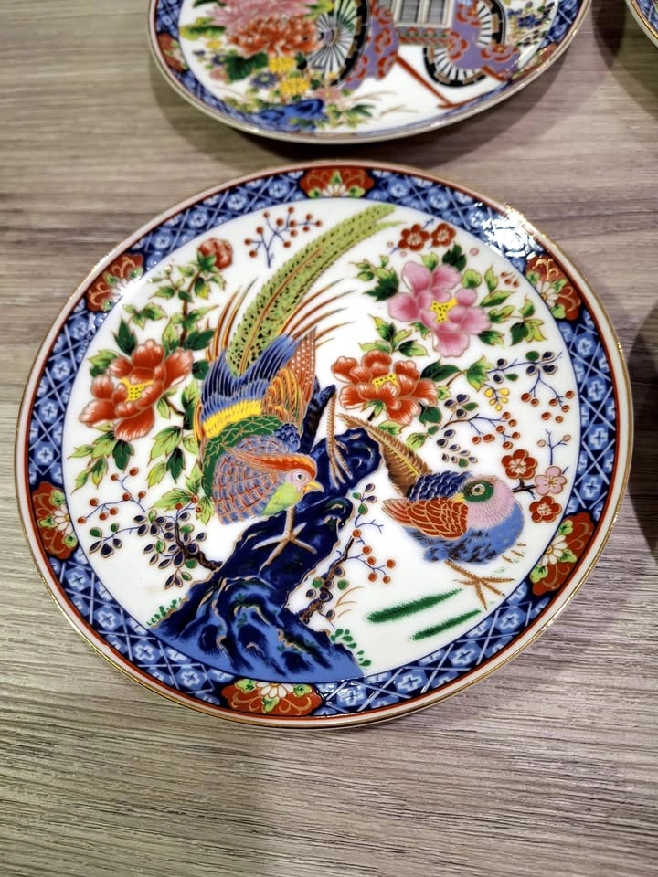 Japanese Imari Decorative Plates, Set of 4 - photo 2