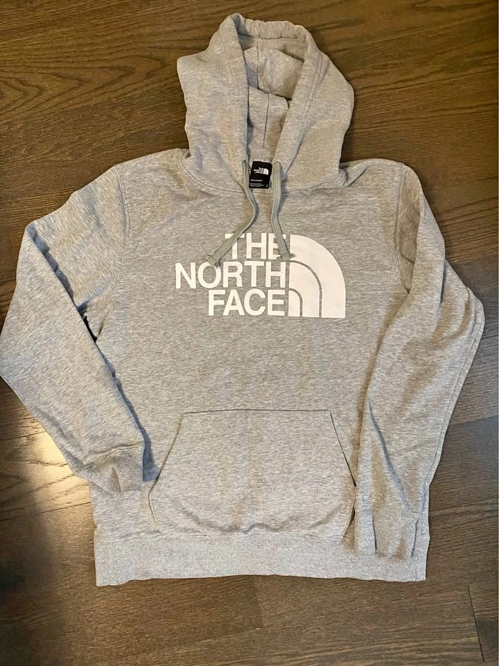 The North Face Men's Hoodie L grey pick up in Brampton