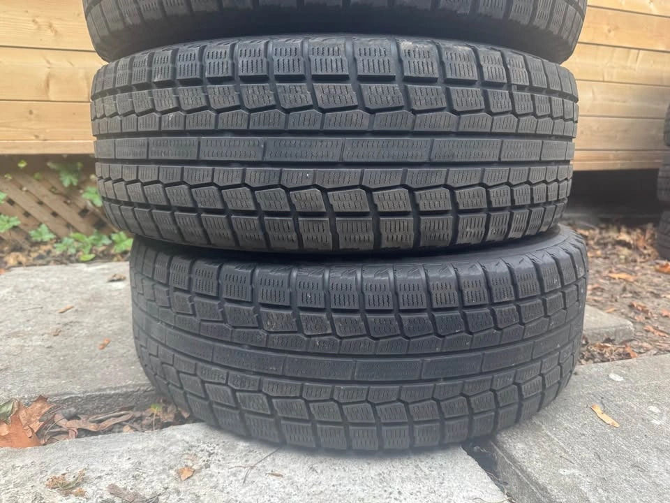 215/65R16 YOKOHAMA Winter Tires - Set of 4 Tires - photo 3