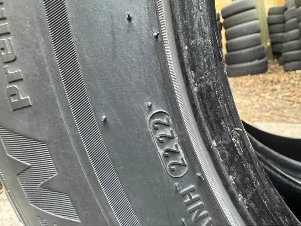 235/65R17 Kumho Tires - Set of 2 - photo 4