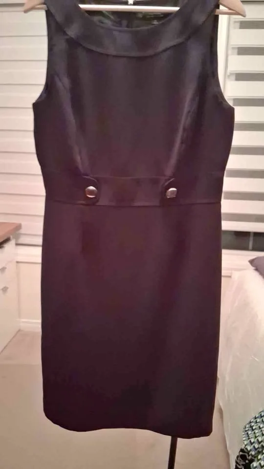 TAHARI Purple Dress, size 10 thumbnail