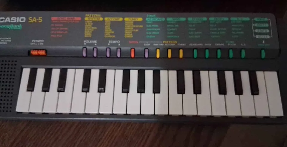 CASIO SA-5 Songbank mini electronic Keyboard image indicator(6)