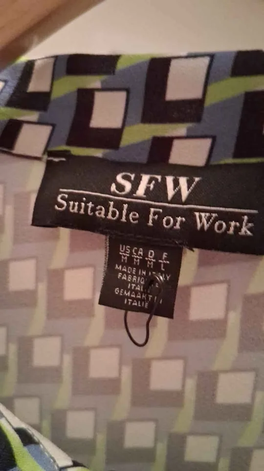 Geometry Dress- 70s style - Size M - Never Worn image indicator(3)