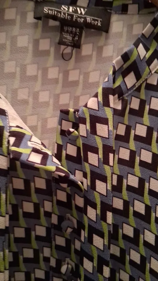 Geometry Dress- 70s style - Size M - Never Worn image indicator(6)