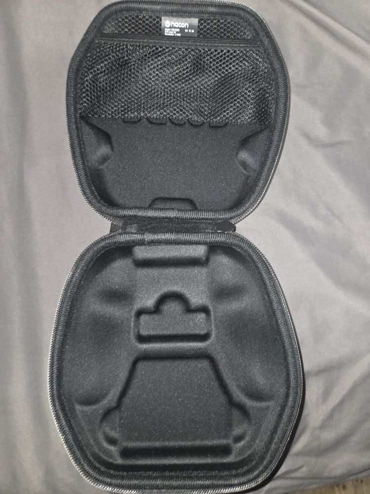 Nacon Ps5 Remote Case - photo 2