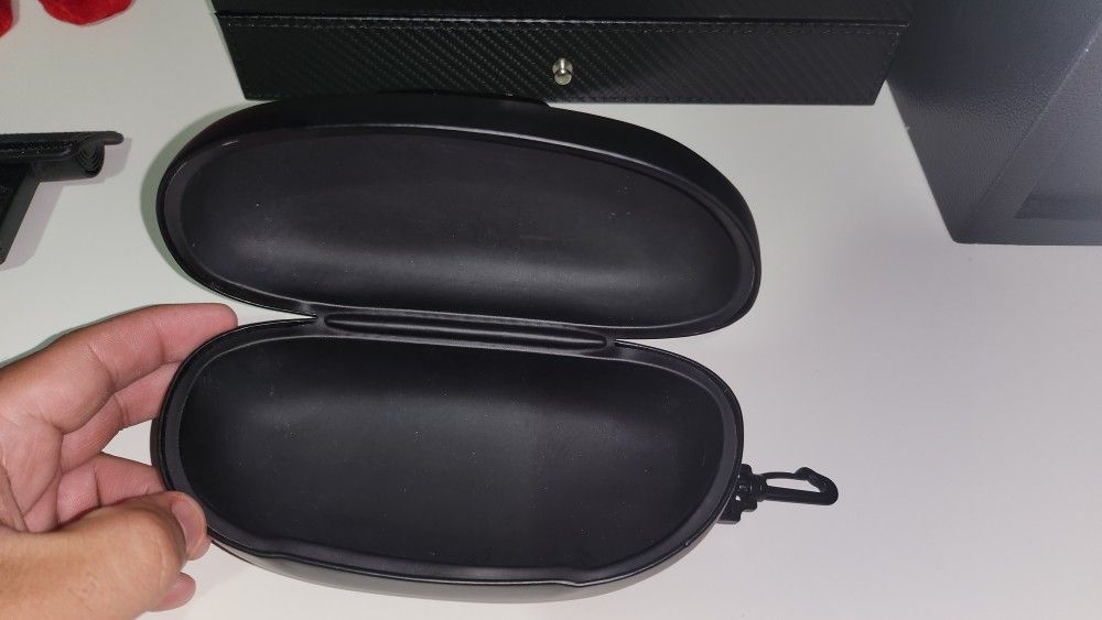 Oakley Hard Case - photo 2