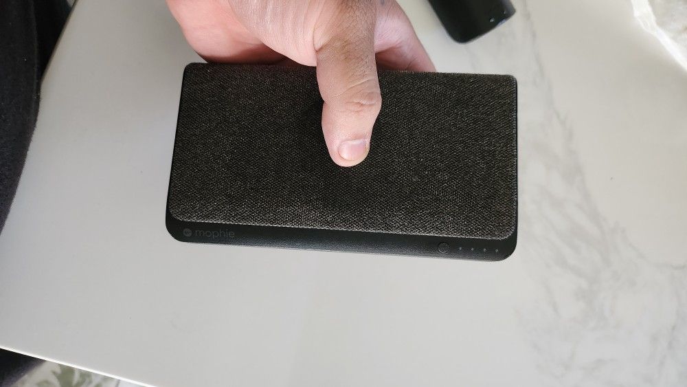 Mophie Portable Charger - photo 3