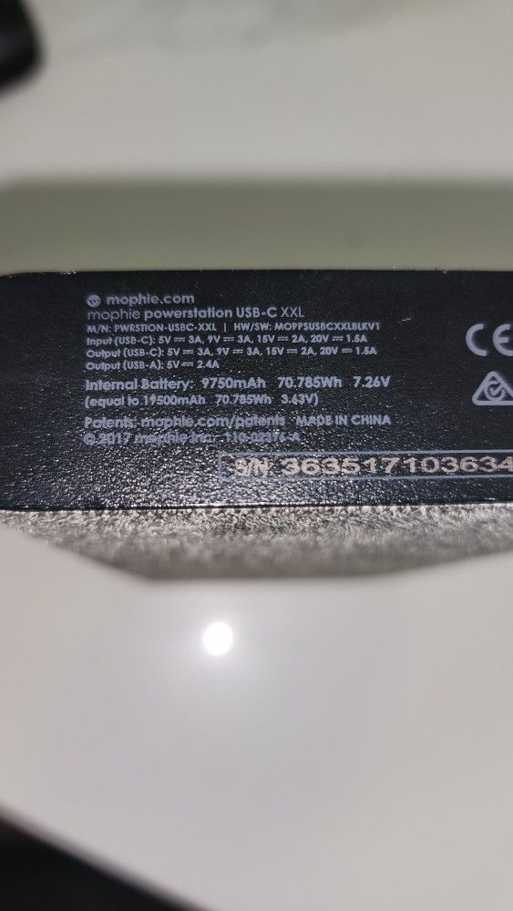 Mophie Portable Charger - photo 4