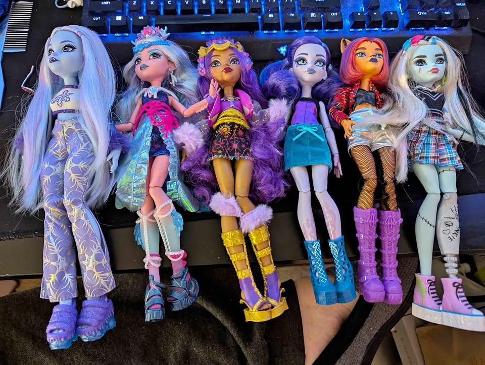G3 Monster high (lot of 6)