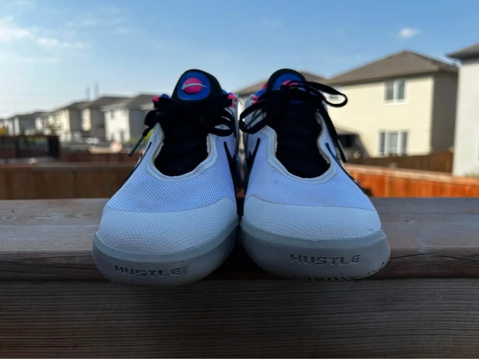 Nike x Space Jam Basketball Shoes image indicator(4)