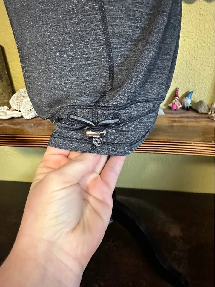 Lululemon Tank Top - photo 5