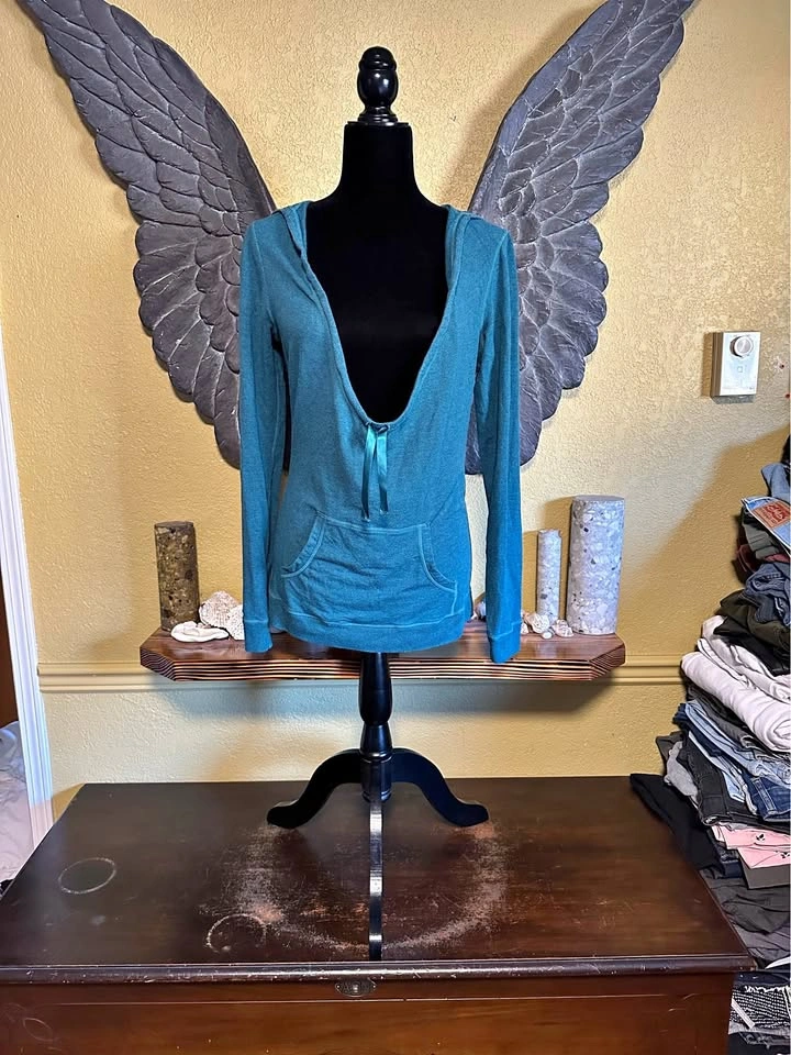 Lululemon Thin Teal Pull Over Hoodie Sweater