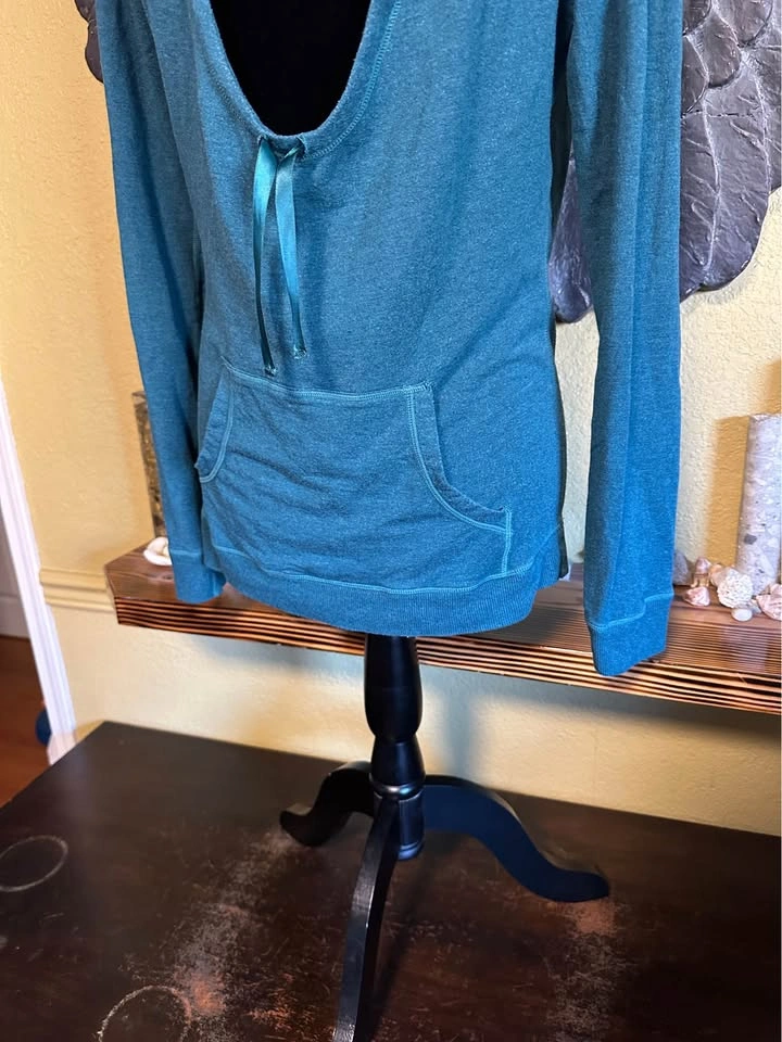 Lululemon Thin Teal Pull Over Hoodie Sweater - photo 2