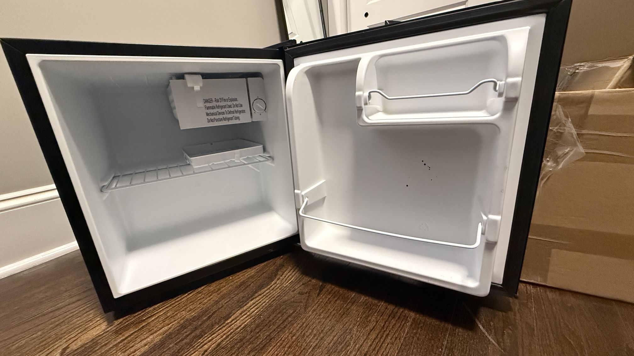 Mini Bean Fridge - photo 3