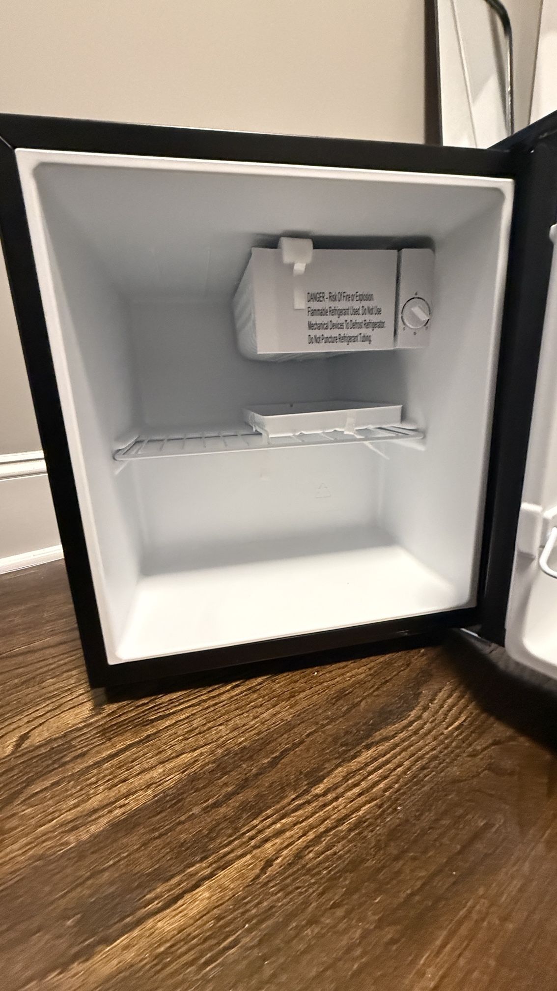 Mini Bean Fridge - photo 5
